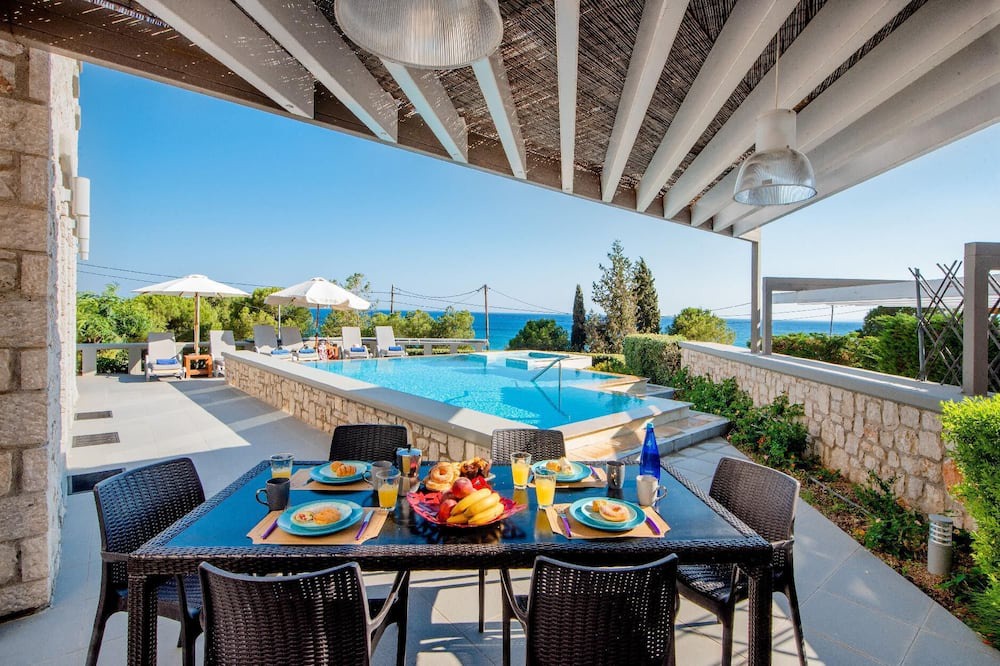 Photo of Others in Pefkos