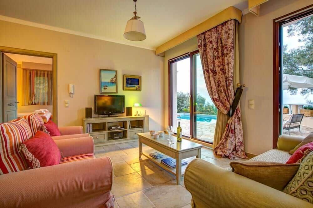 Photo of Livingroom in Ieromonachos