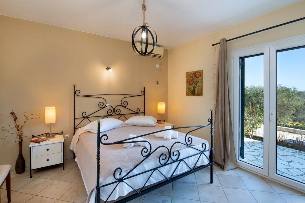 Photo of Bedroom in Makratika