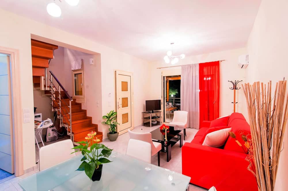 Photo of Livingroom in Plataria