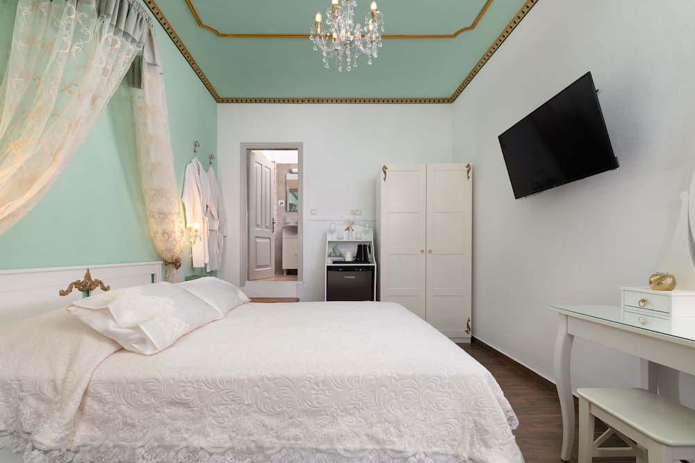 Photo of Bedroom in Symi