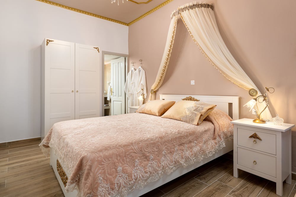 Photo of Bedroom in Symi