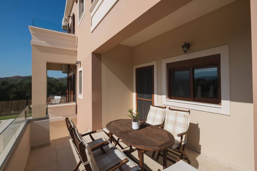 Photo of Patio Balcony in Galatas