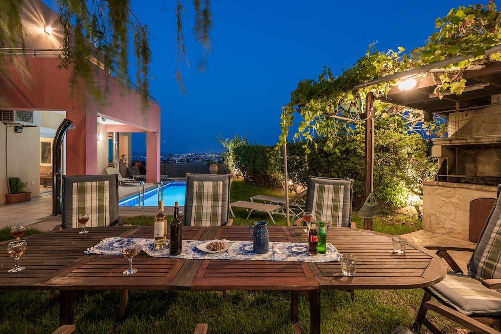 Photo of Patio Balcony in Agii Apostoli