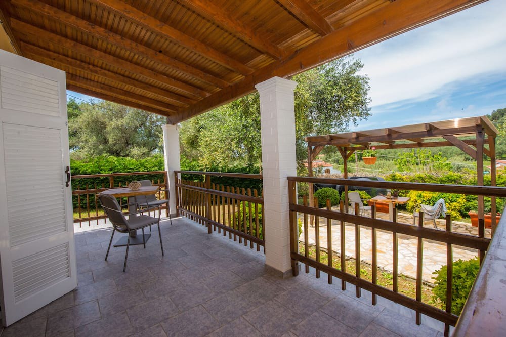Photo of Patio Balcony in Kavvadades