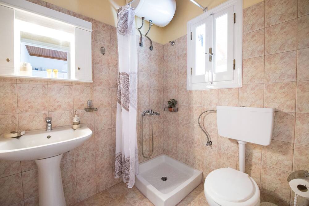 Photo of Bathroom in Kavvadades