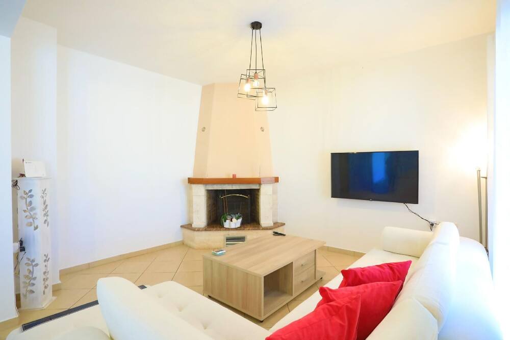 Photo of Livingroom in Gazatika