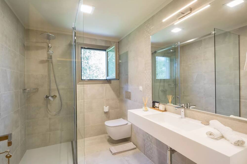 Photo of Bathroom in Agios Matthaios