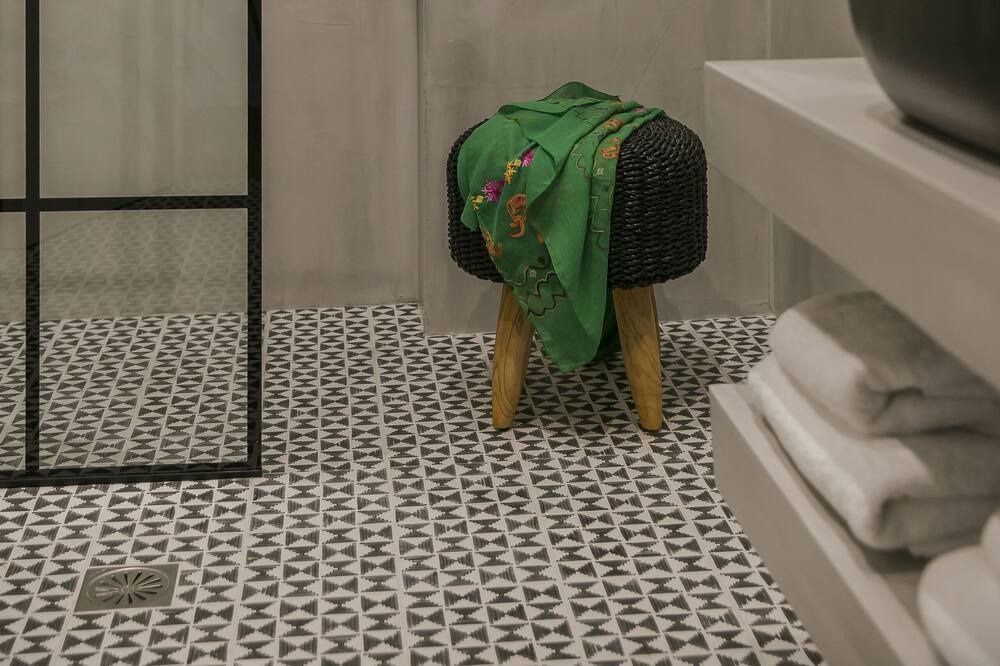 Photo of Bathroom in Khelmata