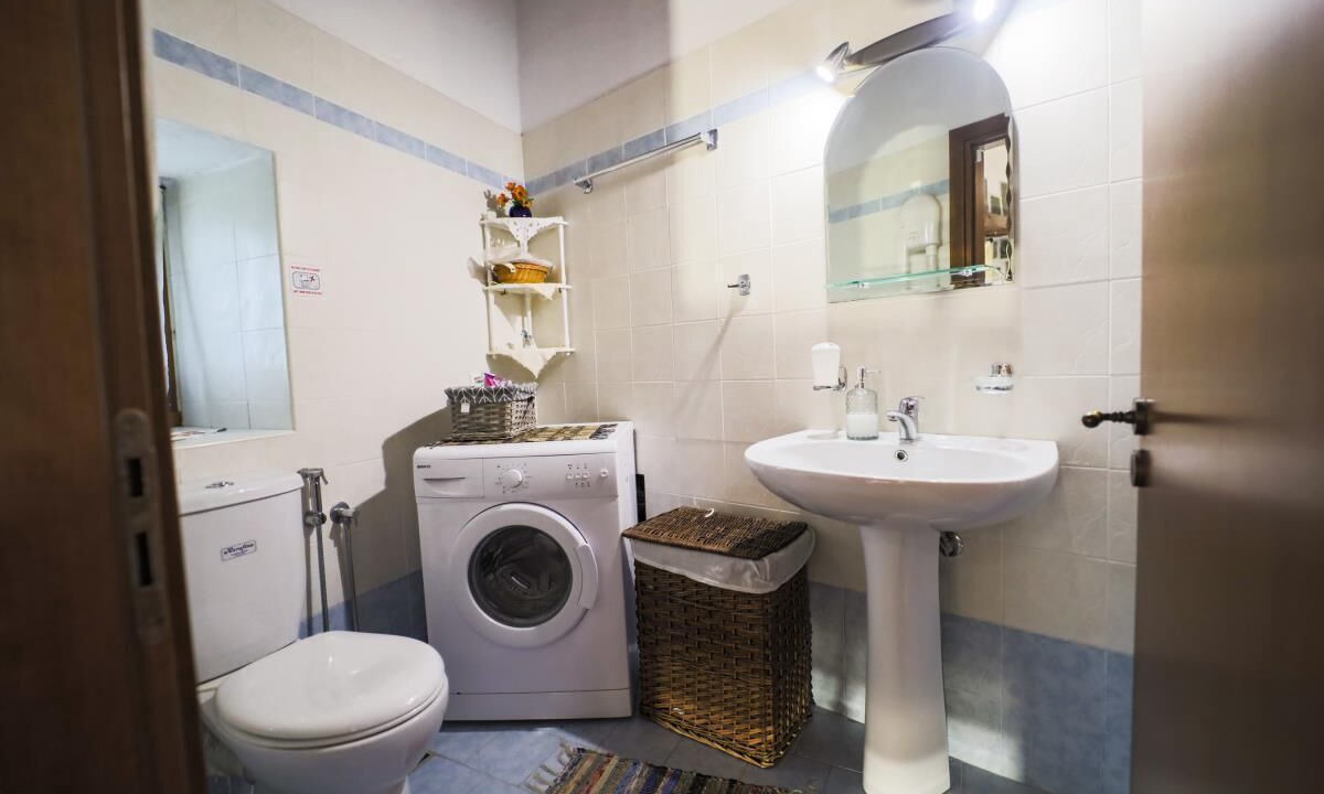 Photo of Bathroom in Mirthios