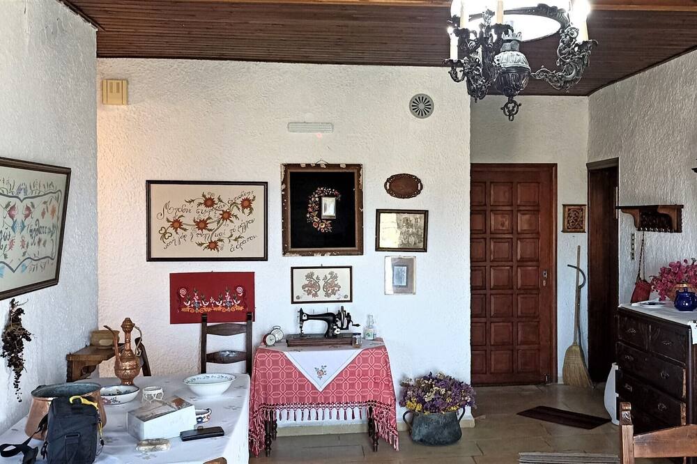 Photo of Livingroom in Vamos