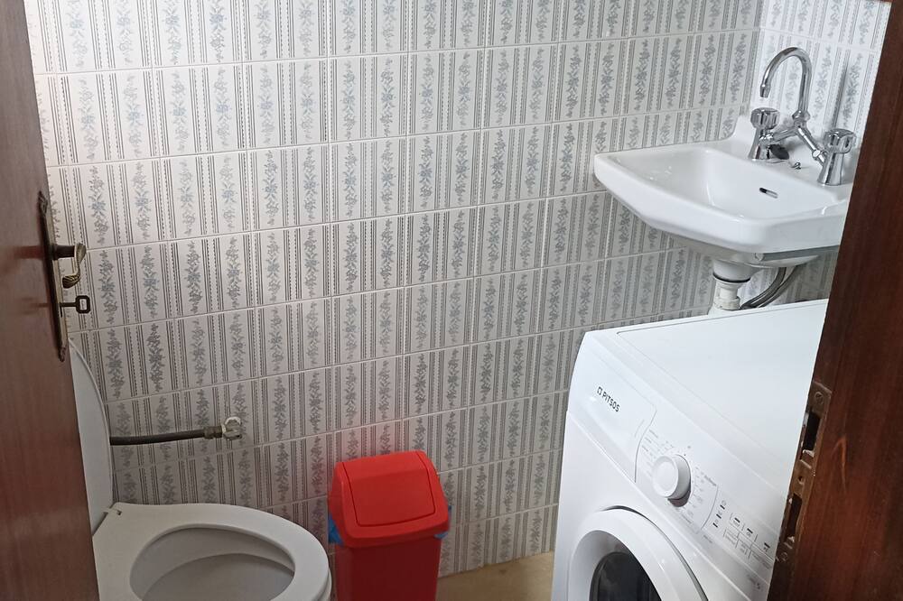 Photo of Bathroom in Vamos