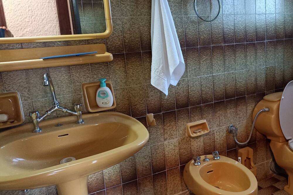 Photo of Bathroom in Vamos