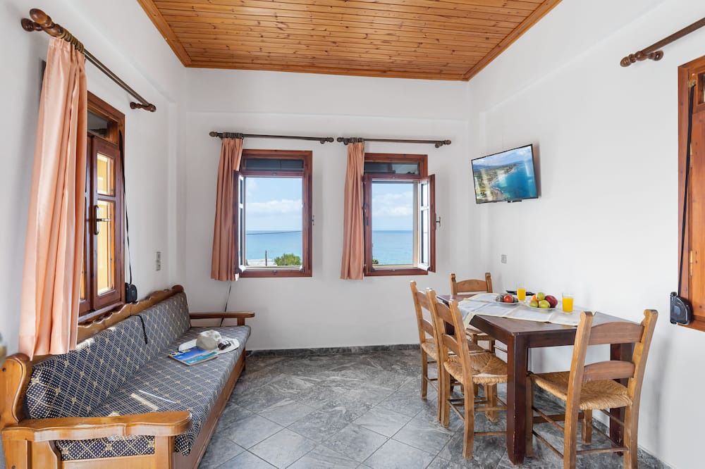 Photo of Livingroom in Fragkokastello