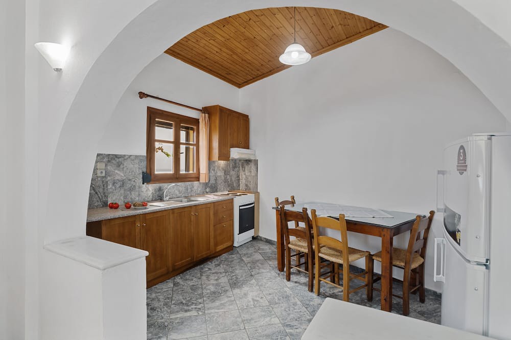 Photo of Kitchen in Fragkokastello