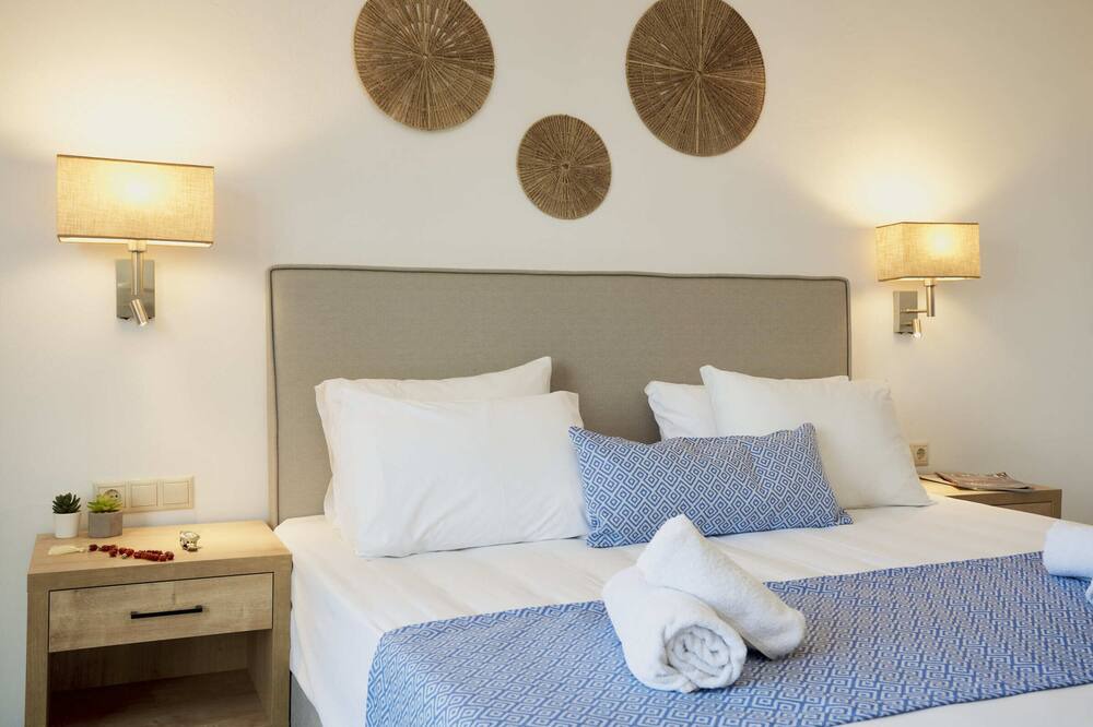 Photo of Bedroom in Drapanos