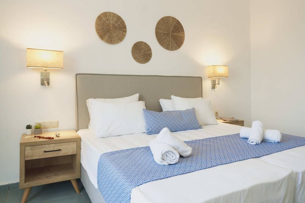 Photo of Bedroom in Drapanos