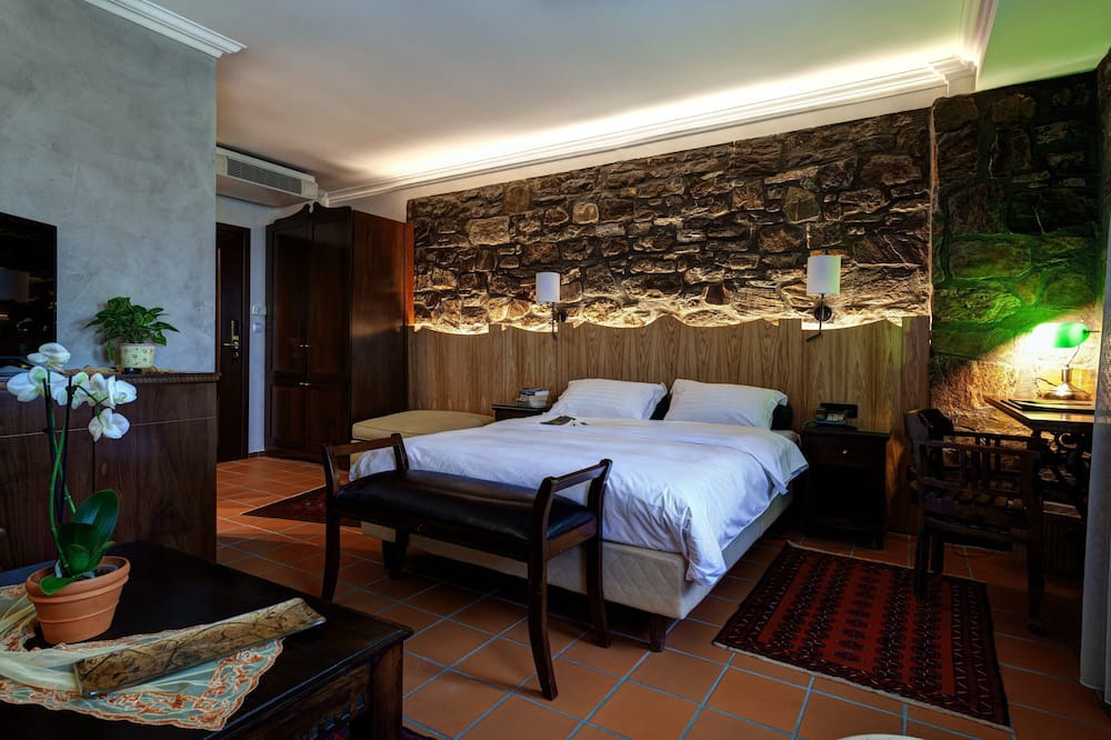 Photo of Bedroom in Naousa