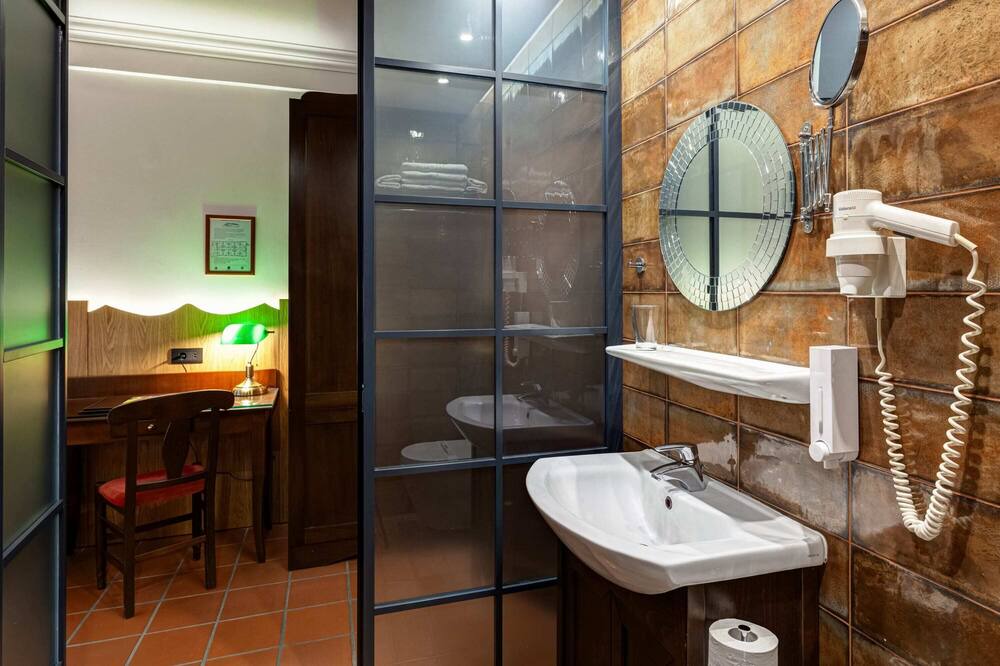 Photo of Bathroom in Naousa