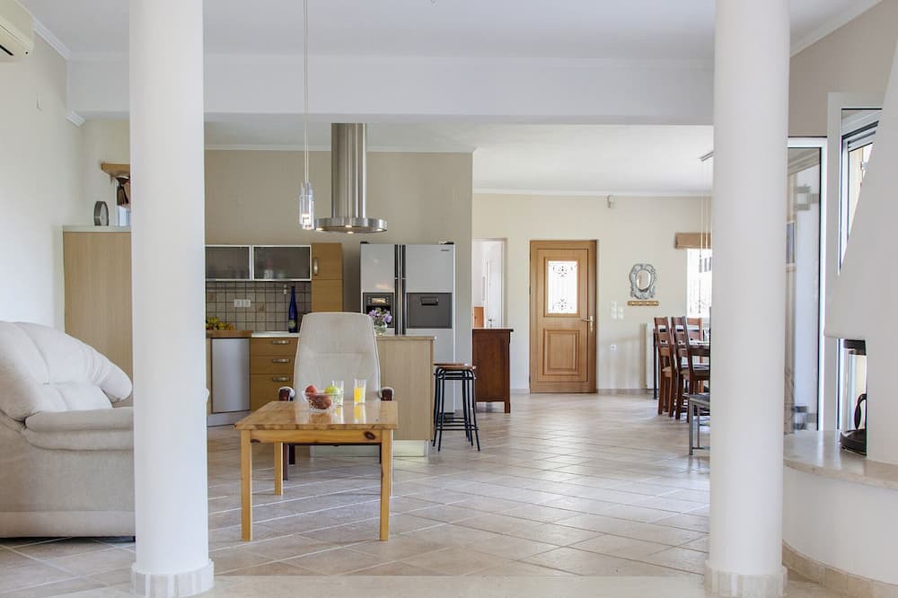Photo of Livingroom in Katokhorion