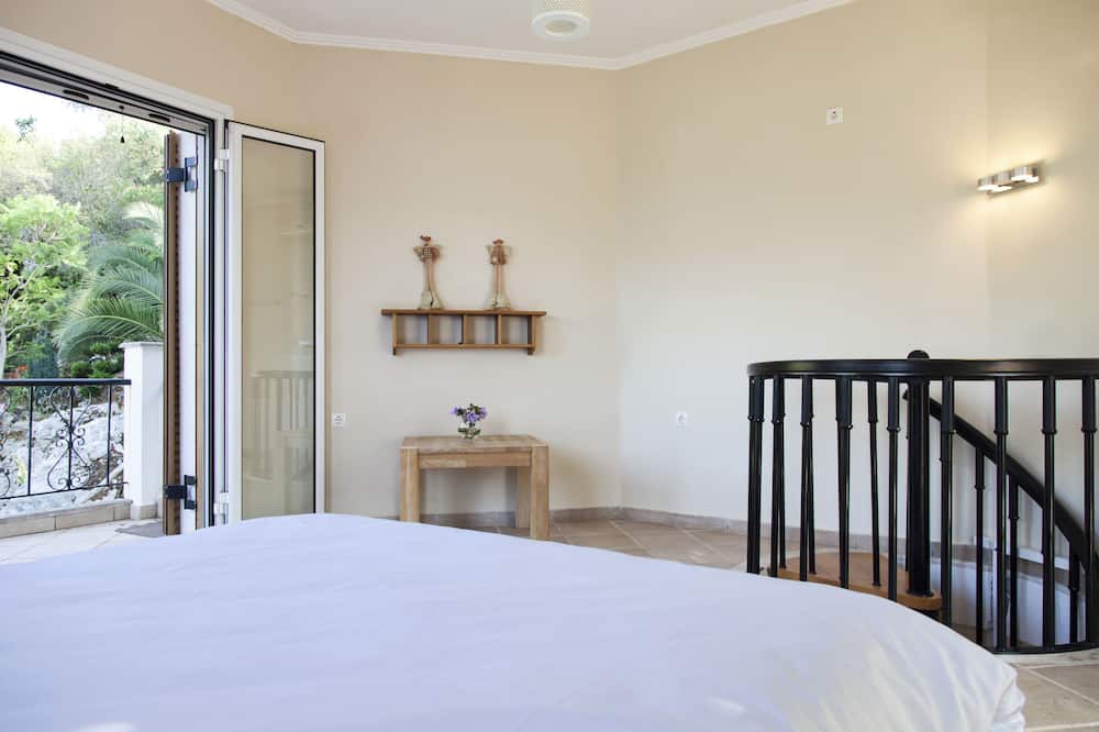 Photo of Bedroom in Katokhorion