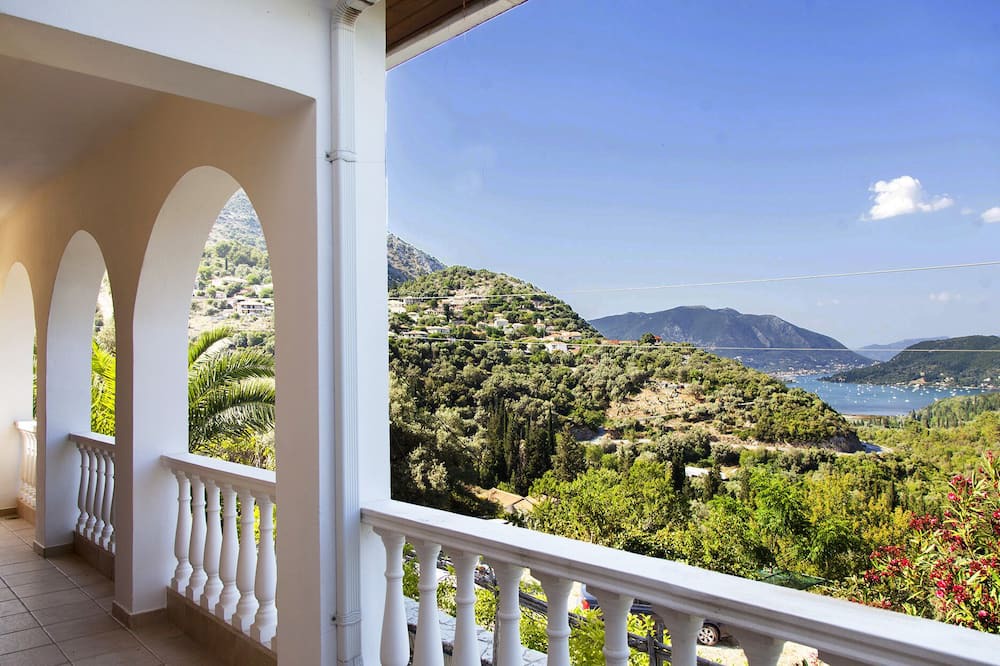 Photo of Patio Balcony in Katokhorion
