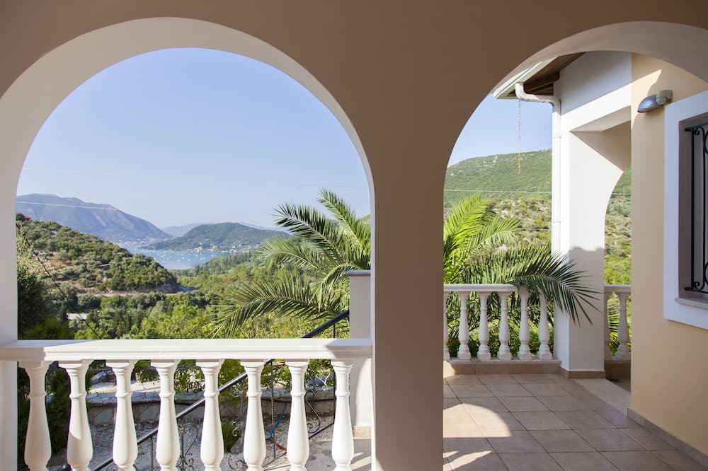 Photo of Patio Balcony in Katokhorion