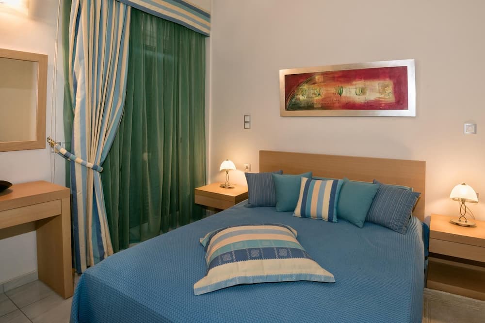 Photo of Bedroom in Roussospiti
