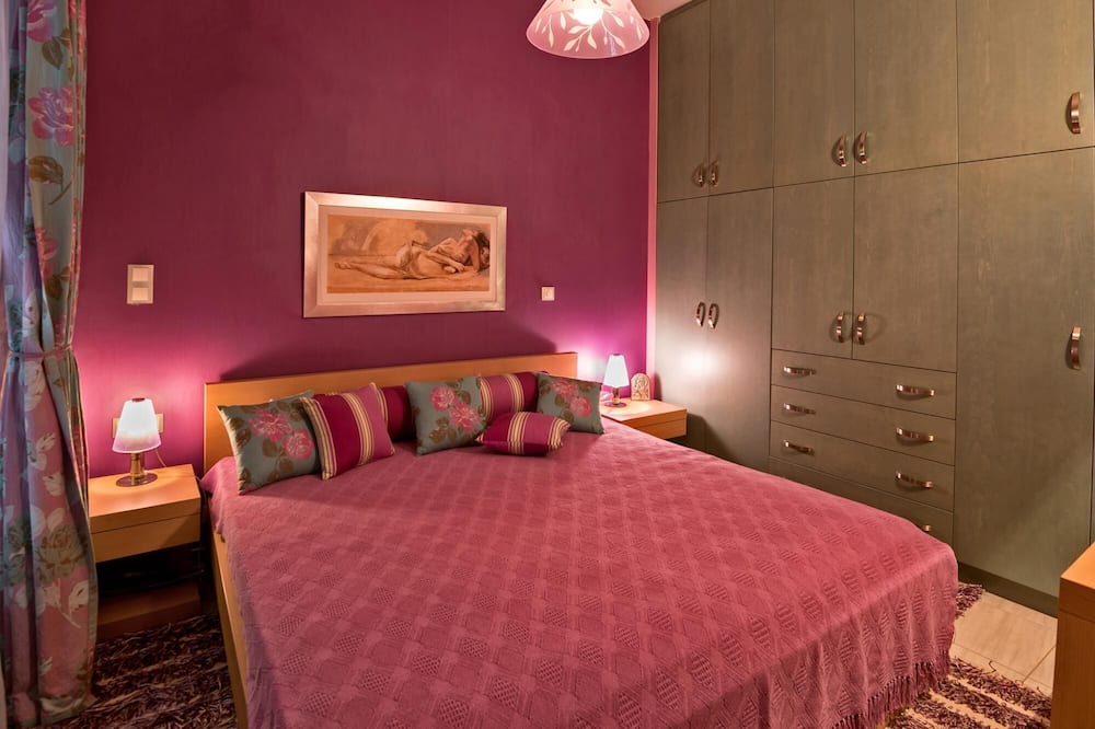 Photo of Bedroom in Roussospiti