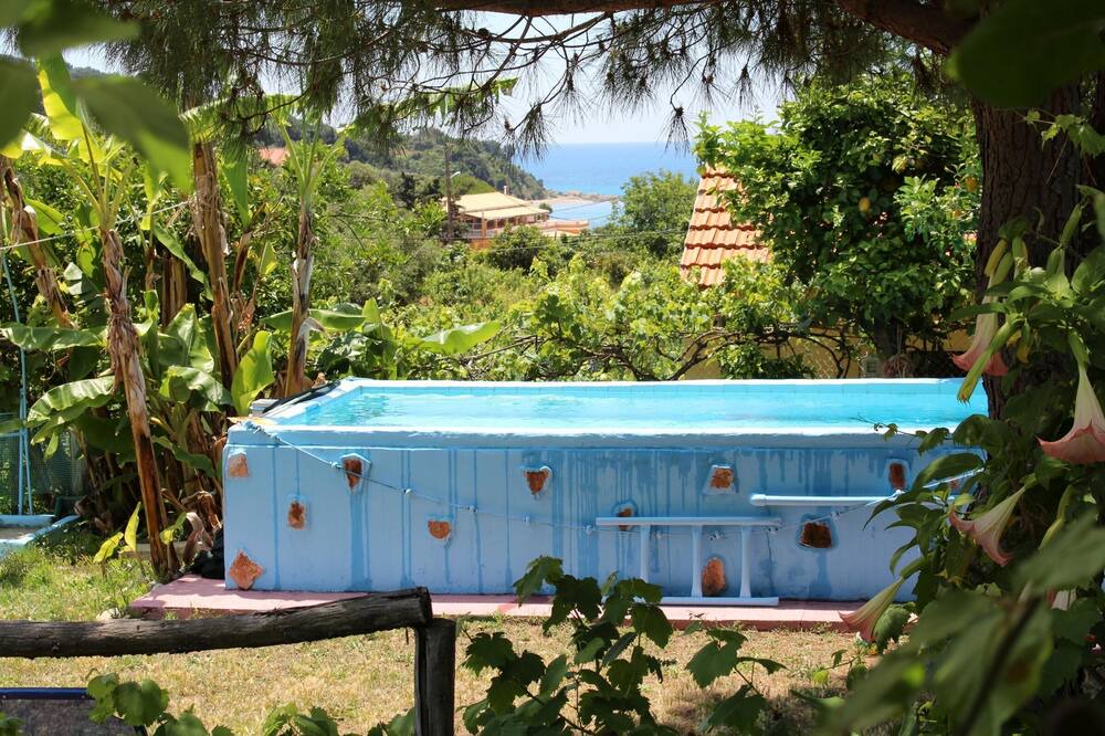 Photo of Outdoor in Paramonas