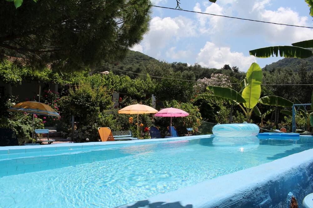Photo of Outdoor in Paramonas