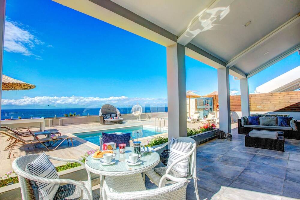 Photo of Patio Balcony in Neromilos
