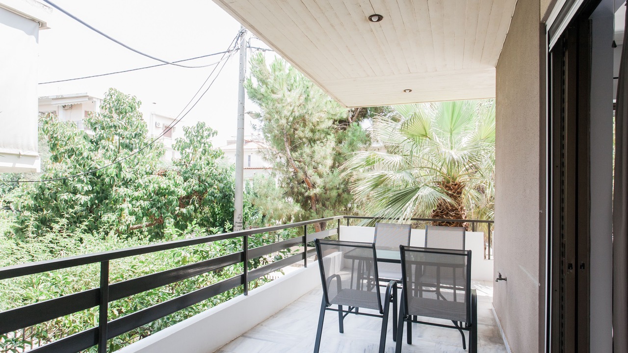 Photo of Patio Balcony in Khalandrion
