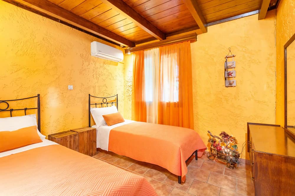 Photo of Bedroom in Nea Makri