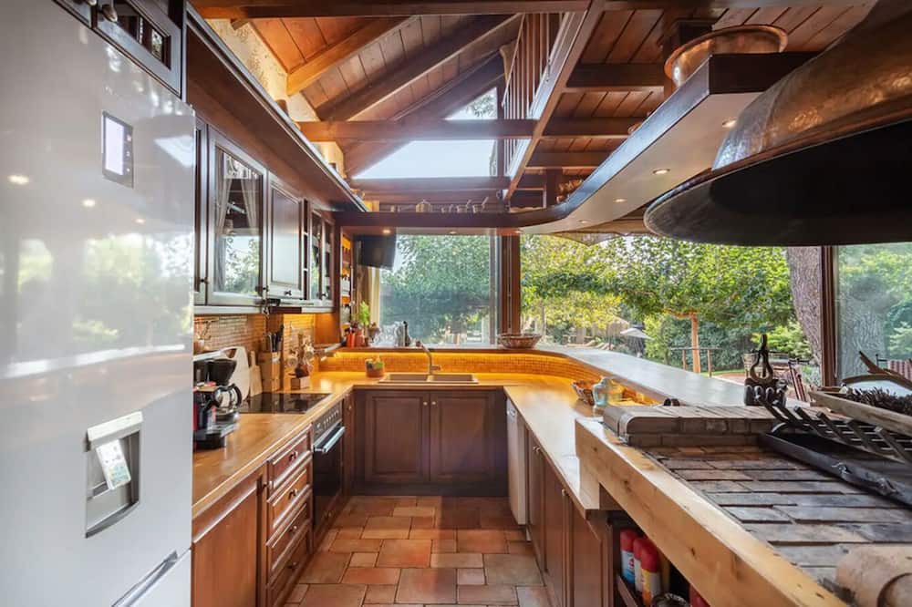 Photo of Kitchen in Nea Makri