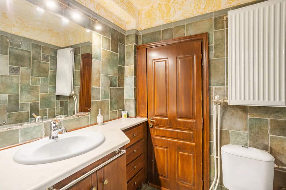 Photo of Bathroom in Nea Makri