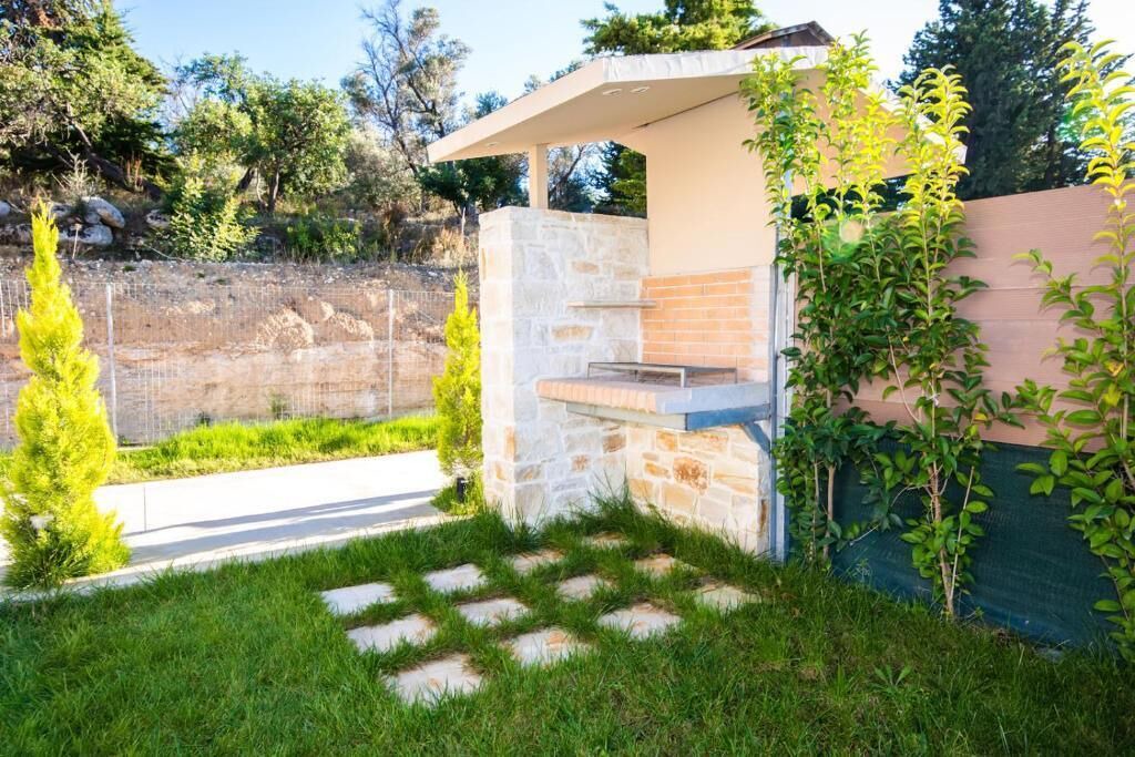 Photo of Outdoor in Margarites