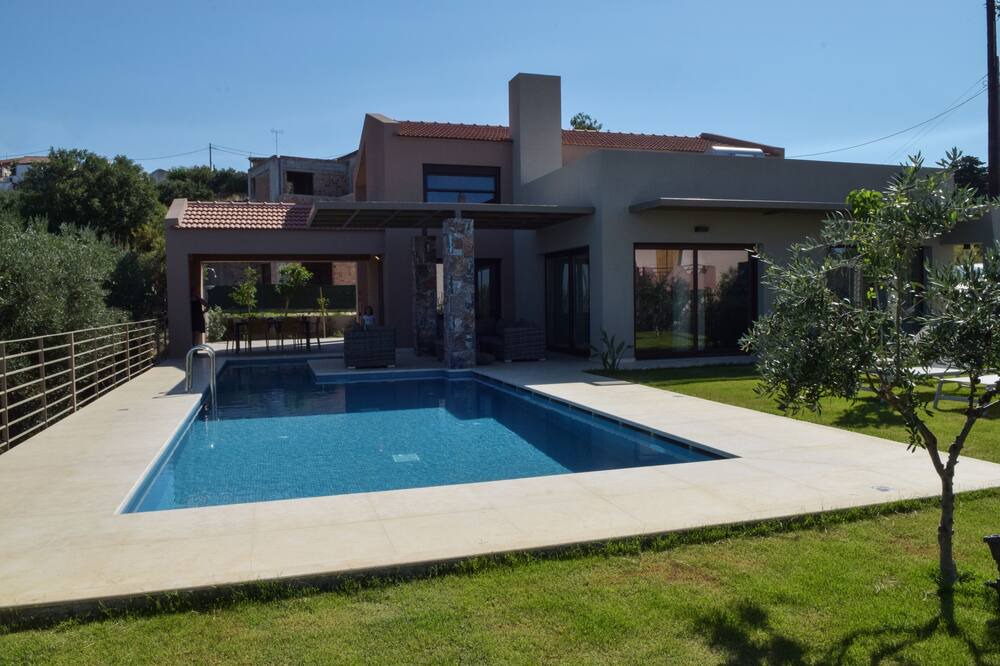 Photo of Outdoor in Kefalas