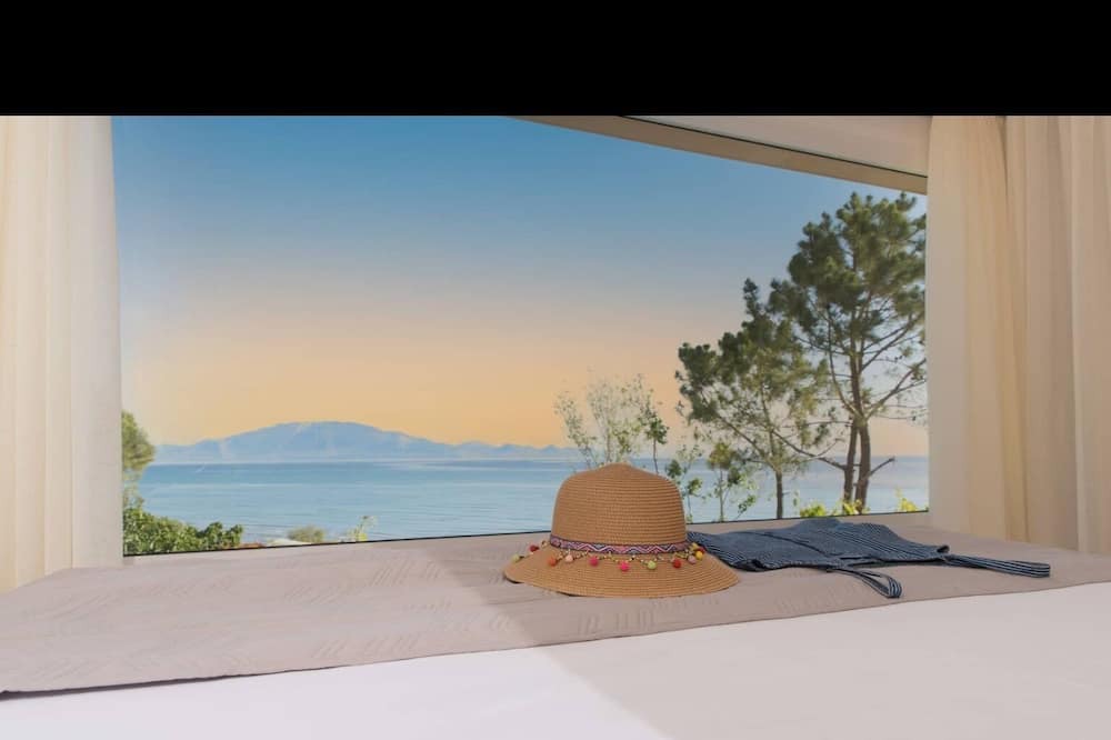 Photo of Bedroom in Alonia