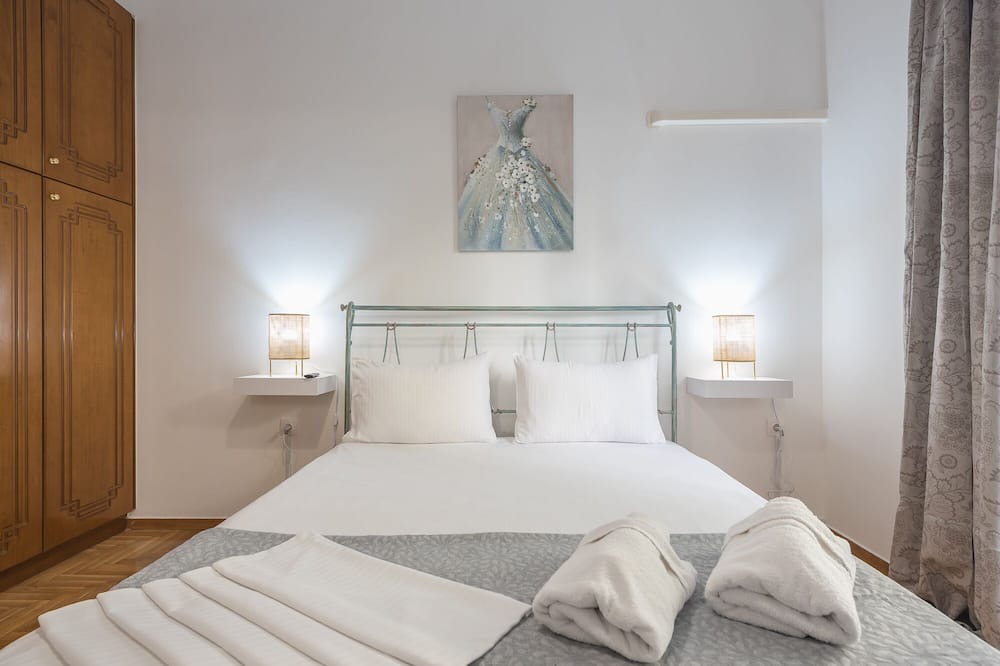 Photo of Bedroom in Ampelokipoi