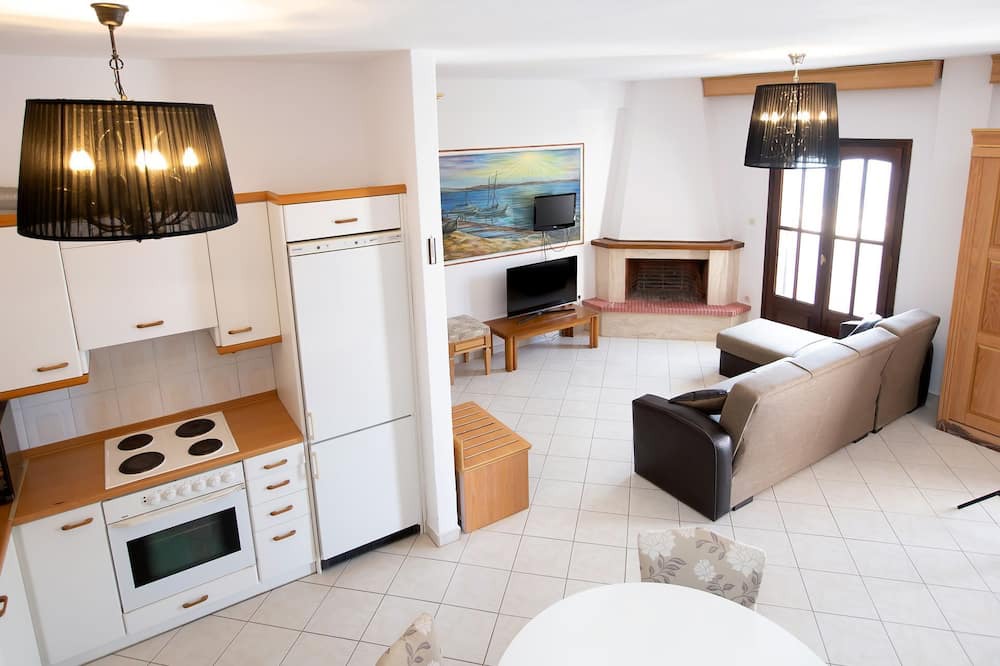 Photo of Livingroom in Skala Fourkas