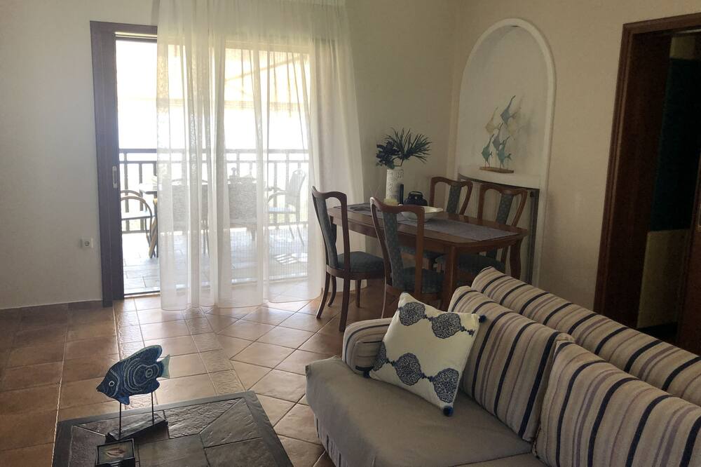 Photo of Livingroom in Lefokastron