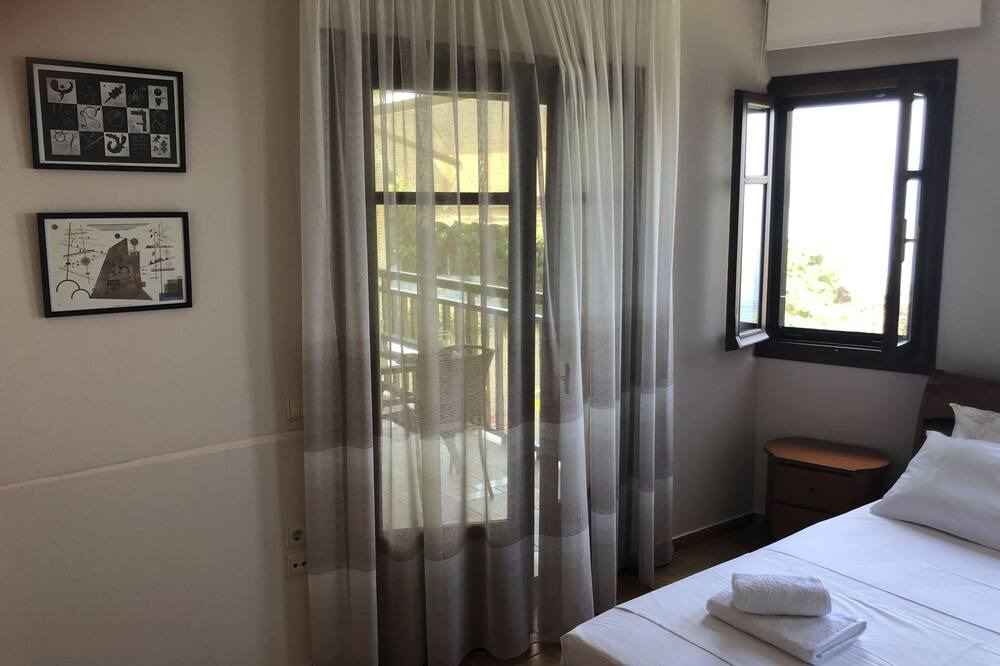 Photo of Bedroom in Lefokastron