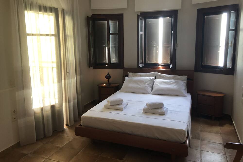 Photo of Bedroom in Lefokastron