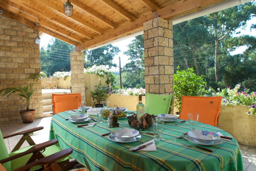 Photo of Patio Balcony in Kato Korakiana