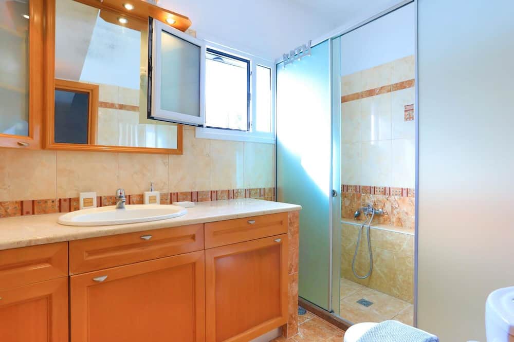 Photo of Bathroom in Gazatika