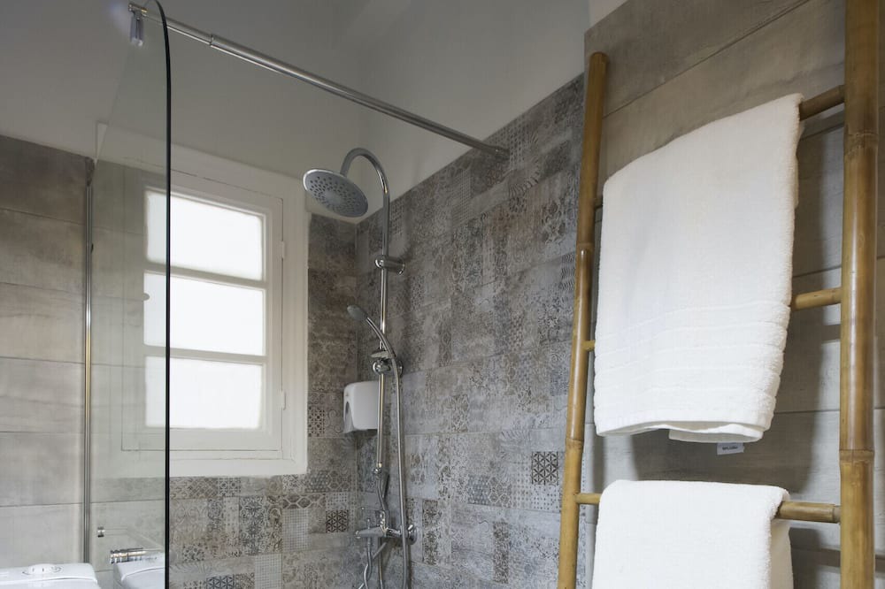 Photo of Bathroom in Plaka