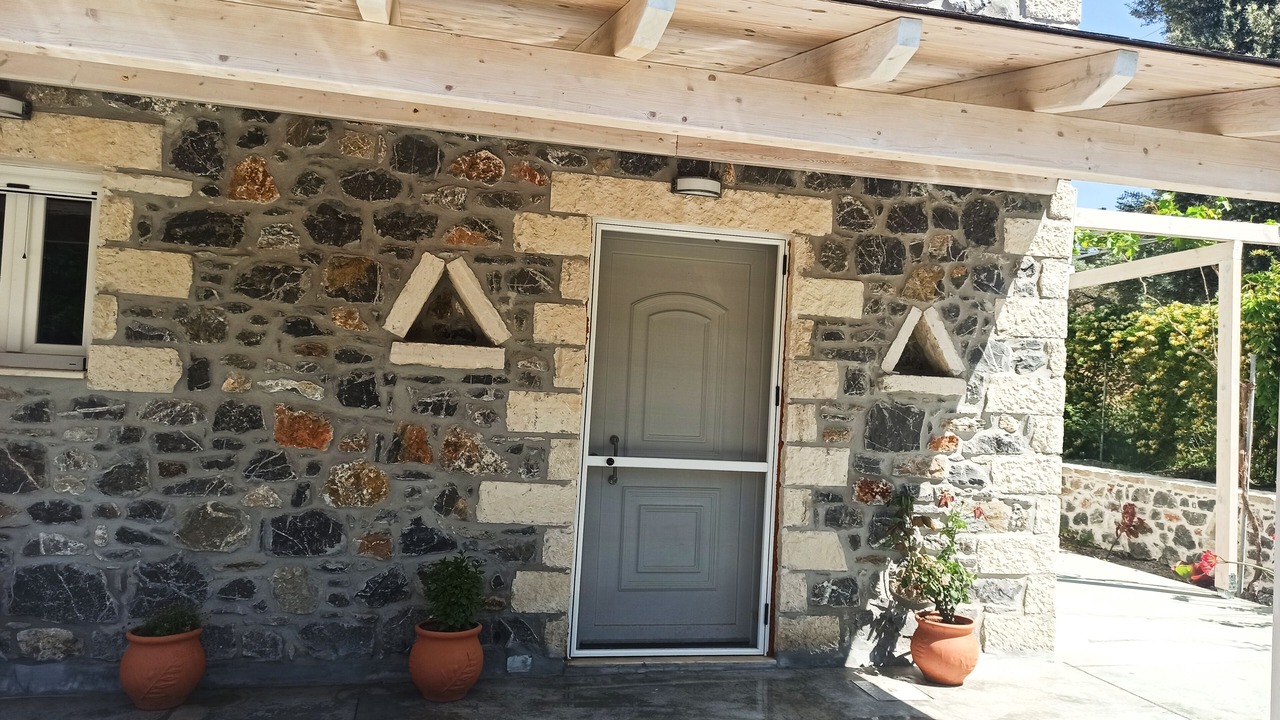 Photo of Outdoor in Petrokefalion