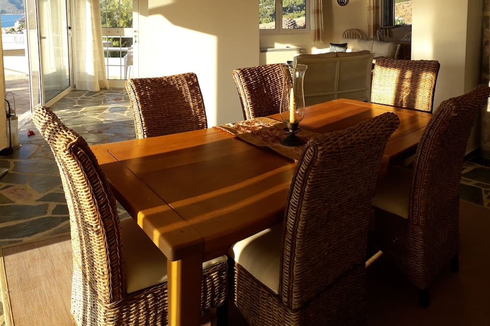 Photo of Kitchen in Platistomo