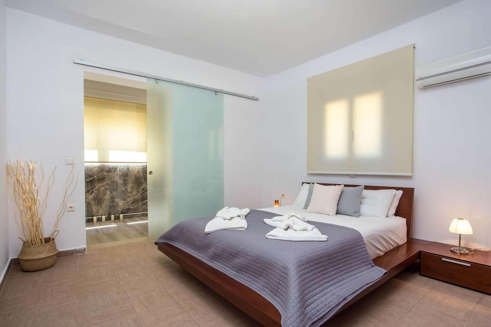 Photo of Bedroom in Pefkos